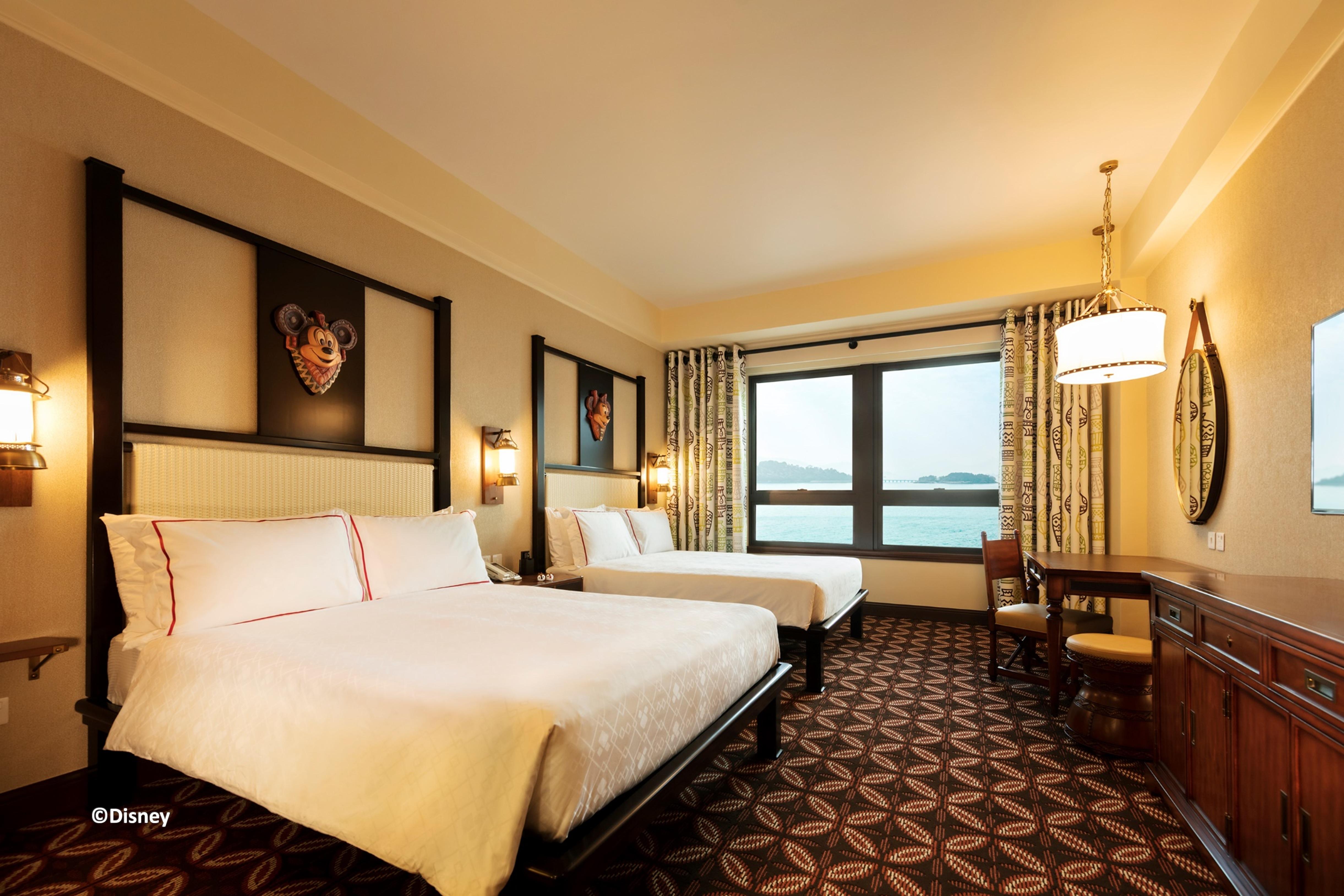 Hotel Explorers